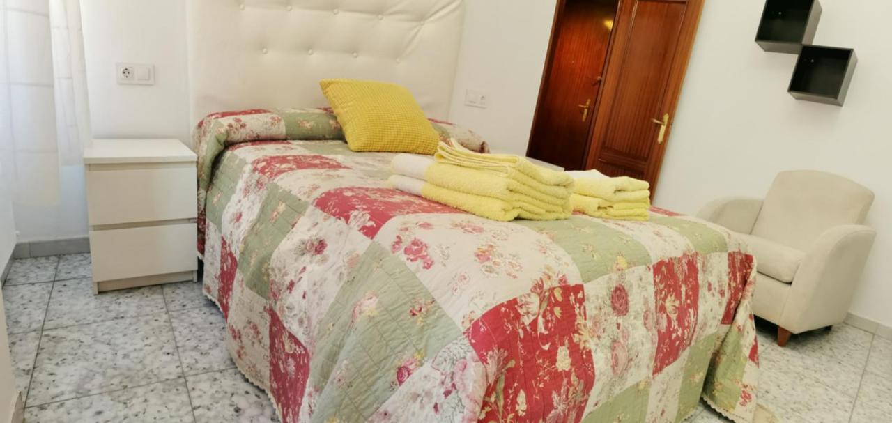 Ferienwohnung A Cinco Minutos De Todo Oviédo Exterior foto